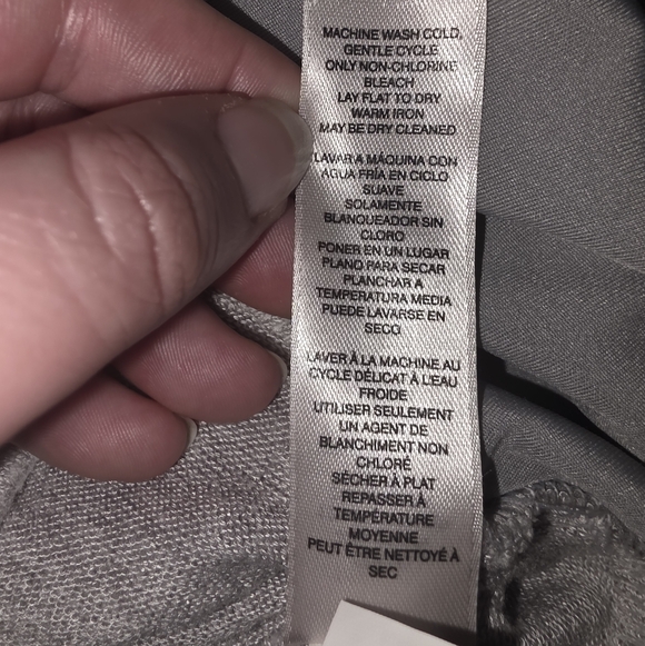 White House Black Market Top Size L Gray - Picture 6 of 9